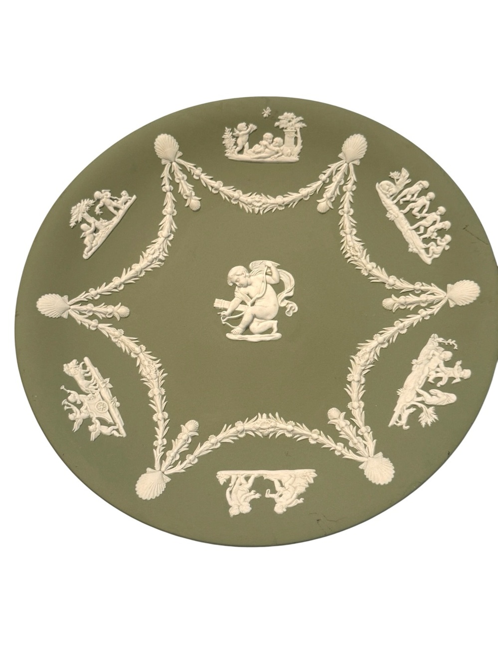 WEDGWOOD Cupid and Cherubs Celadon Green 9” Plate